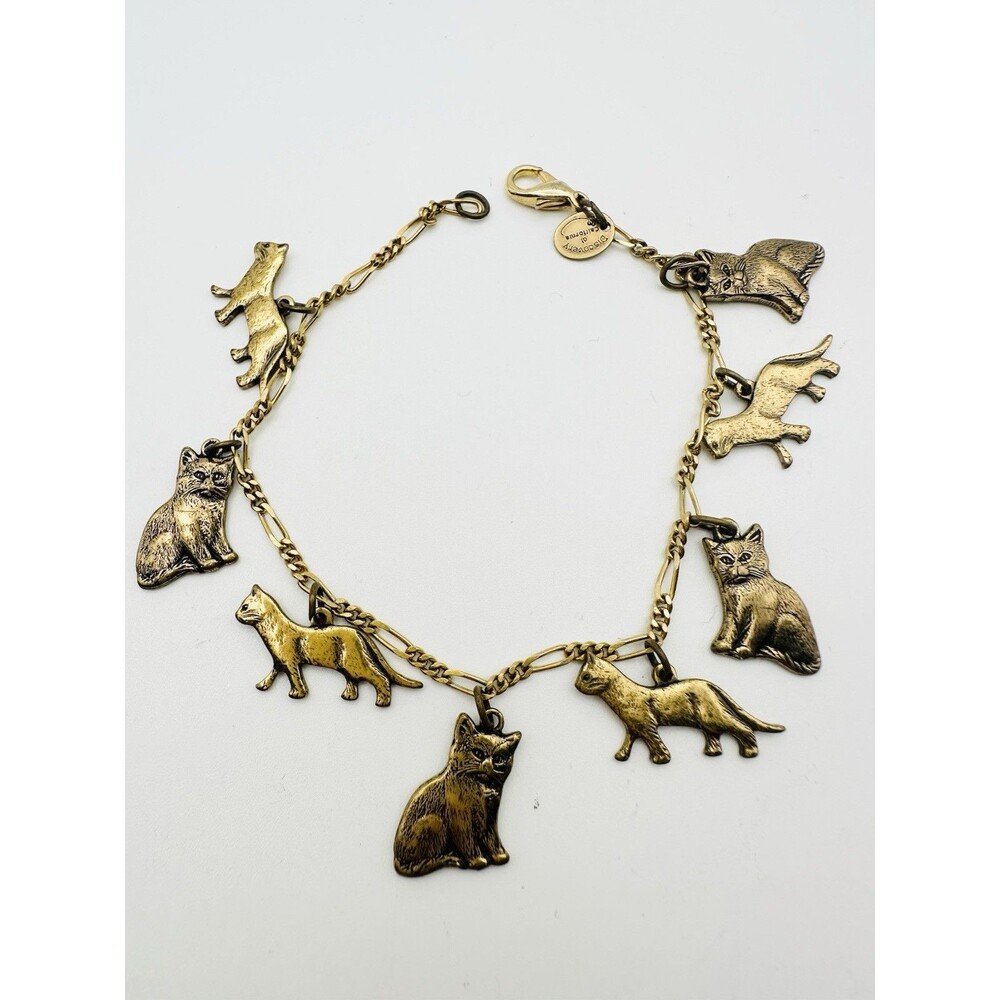 Discovery Of California Cat Charm Bracelet  Gold Tone 7.5”